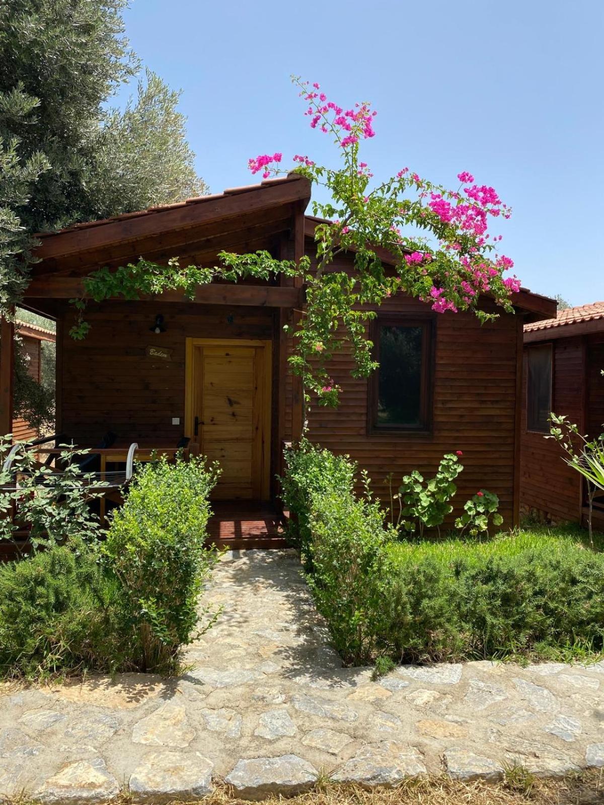 Suzi'Nin Bahcesi Bungalov Evler Datca Εξωτερικό φωτογραφία